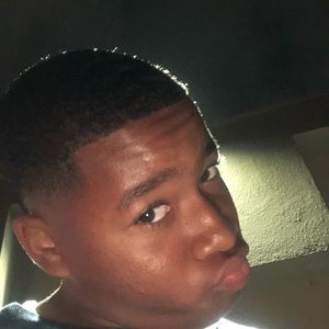 Meet your Posher, Kenneth